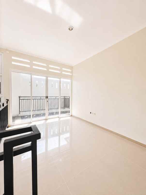 dijual rumah jatimurni