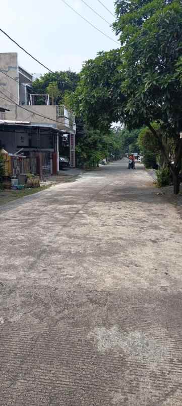 dijual rumah jatinegara