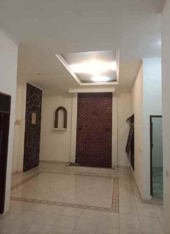 dijual rumah jatiwaringin pondok gede bekasi