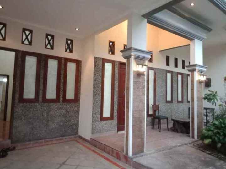 dijual rumah jatiwaringin pondok gede bekasi