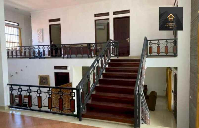 dijual rumah jl batununggal indah