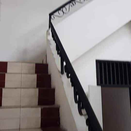dijual rumah jl bronggalan