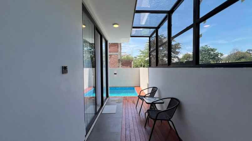 dijual rumah jl cisitu dago bandung