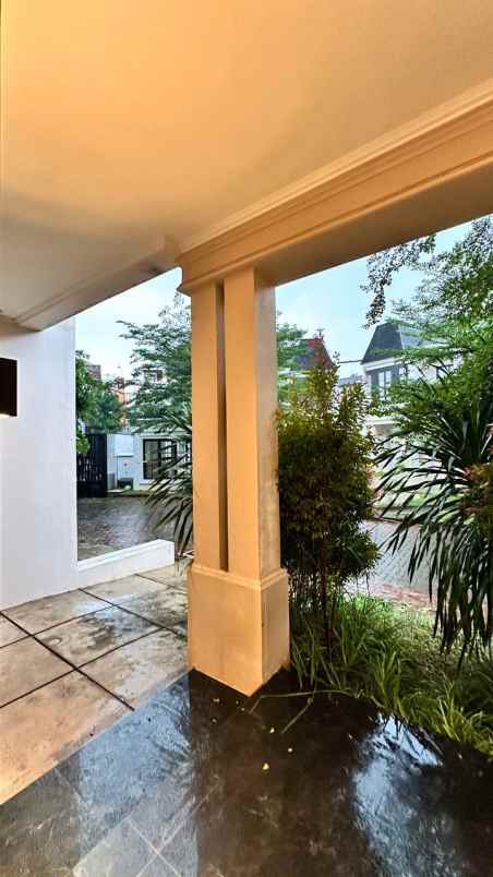 dijual rumah jl garuda sawah lama