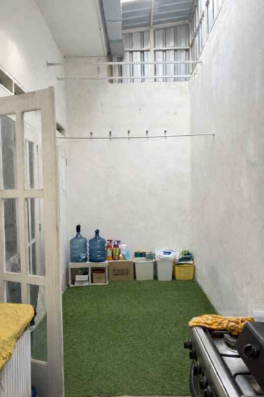 dijual rumah jl gatot kaca