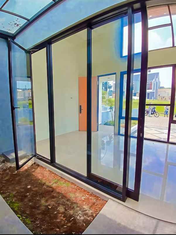 dijual rumah jl halim perdana kusuma
