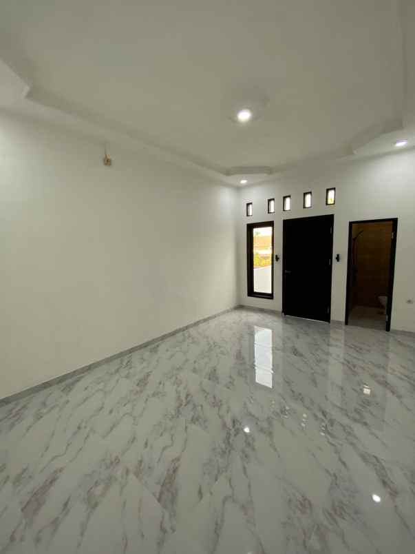 dijual rumah jl hos cokroaminoto ciledug