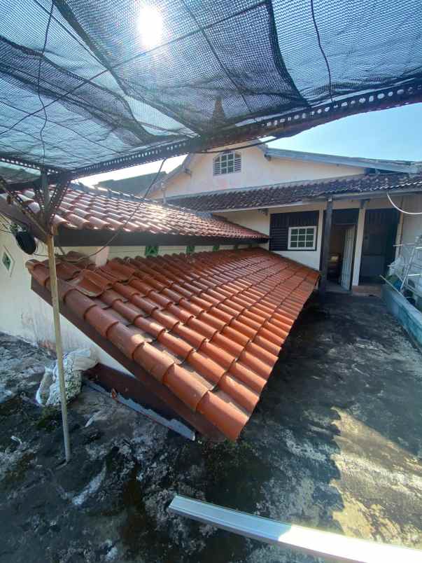 dijual rumah jl kaliurang km 7