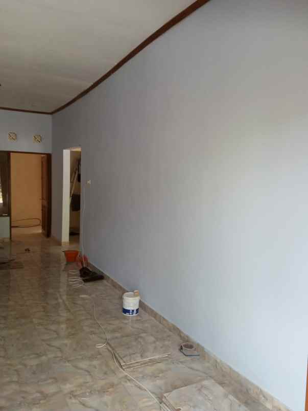 dijual rumah jl karangjati