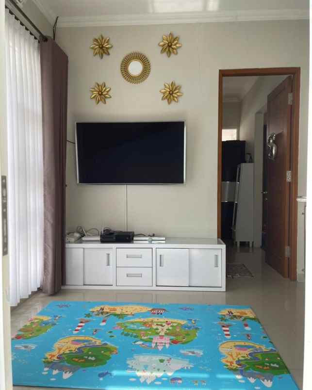 dijual rumah jl kebon agung perum villa