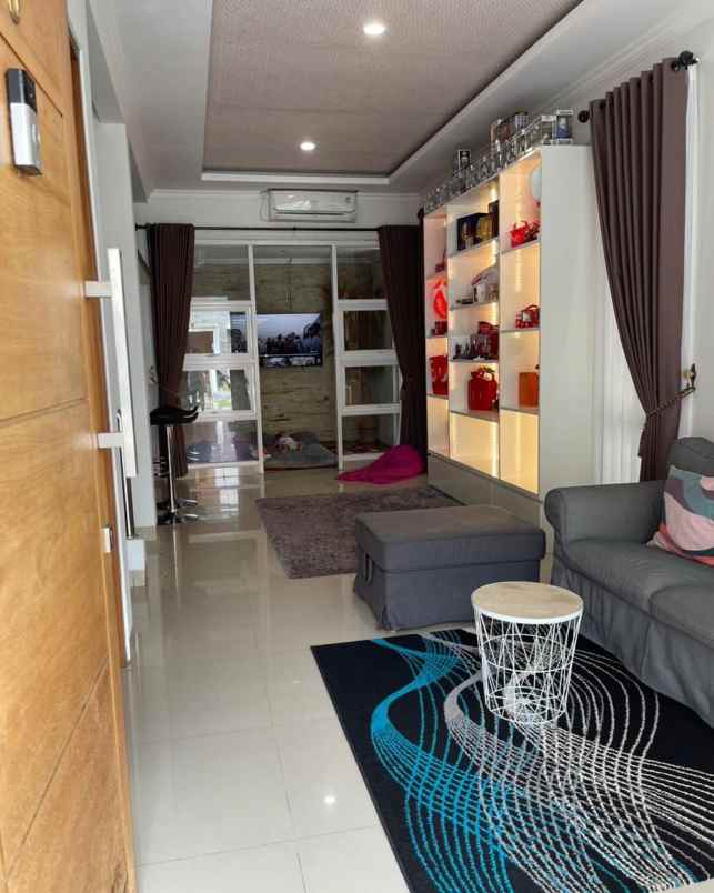 dijual rumah jl kebon agung perum villa