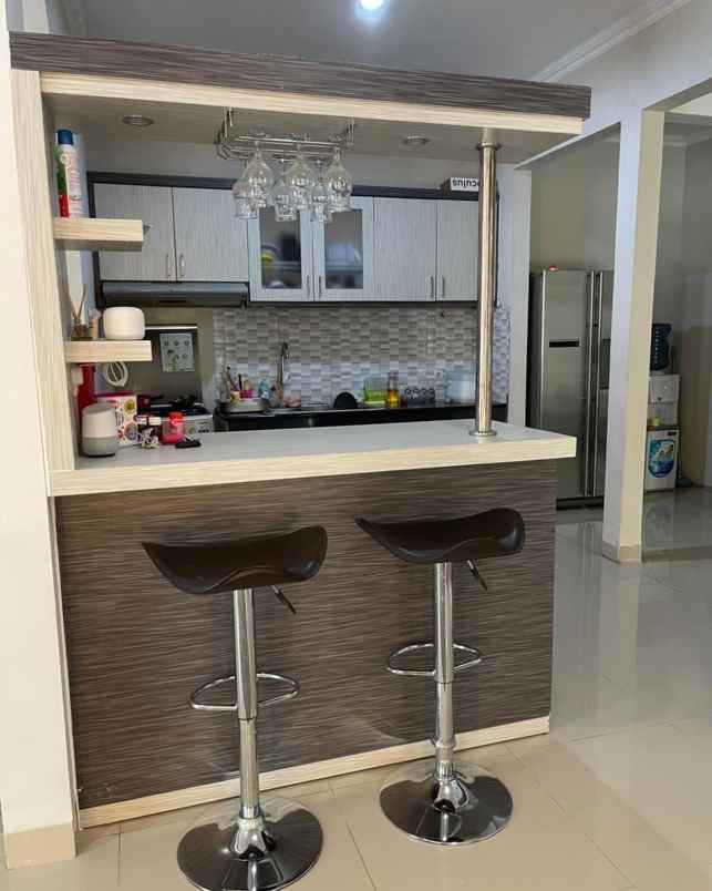 dijual rumah jl kebon agung perum villa