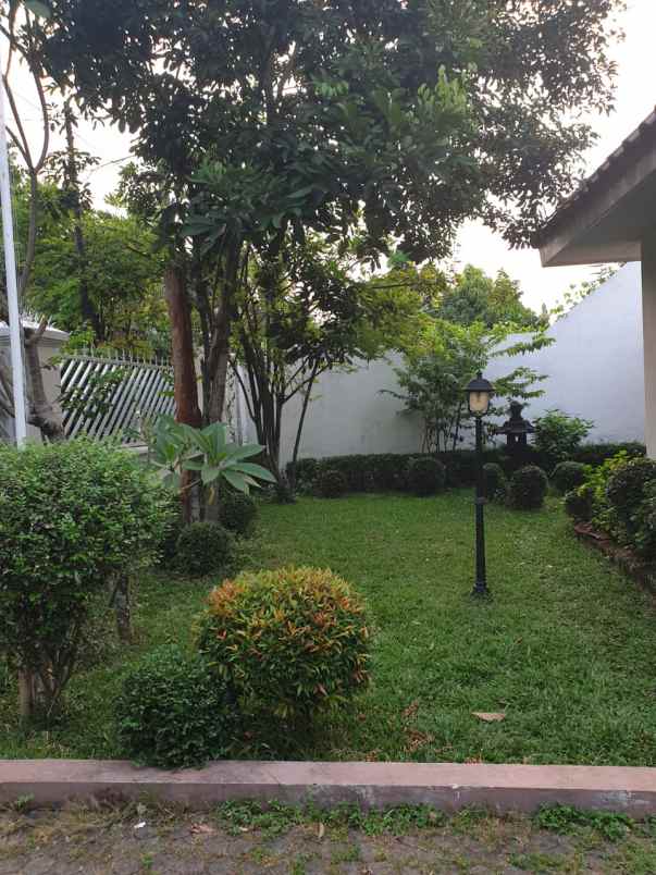 dijual rumah jl kejaksaan iv kreo kec