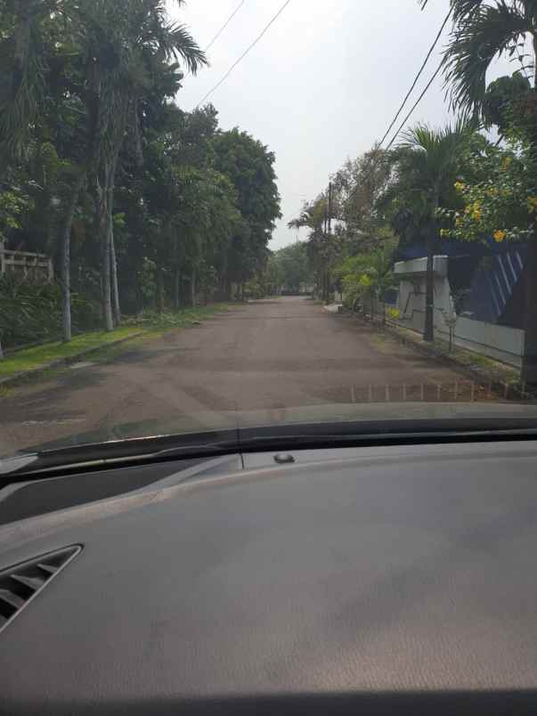 dijual rumah jl kejaksaan iv kreo kec