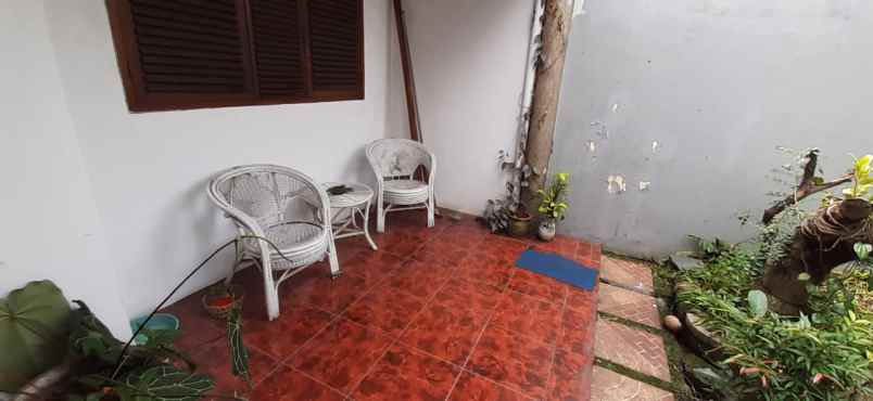 dijual rumah jl kidung turangga