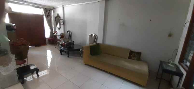 dijual rumah jl kidung turangga