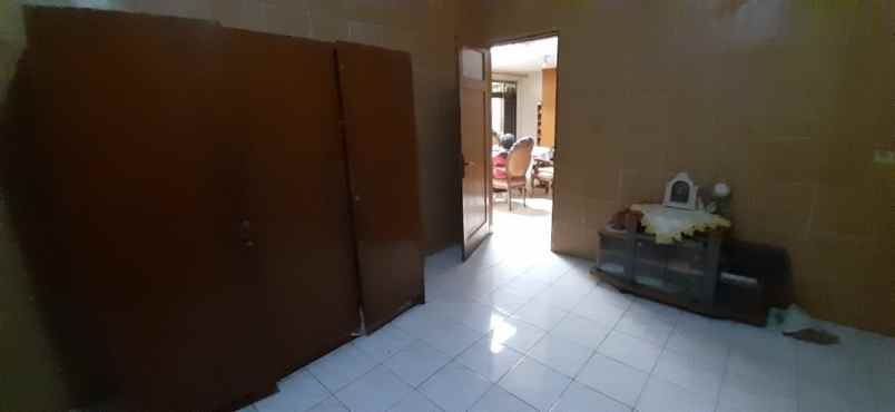 dijual rumah jl kidung turangga
