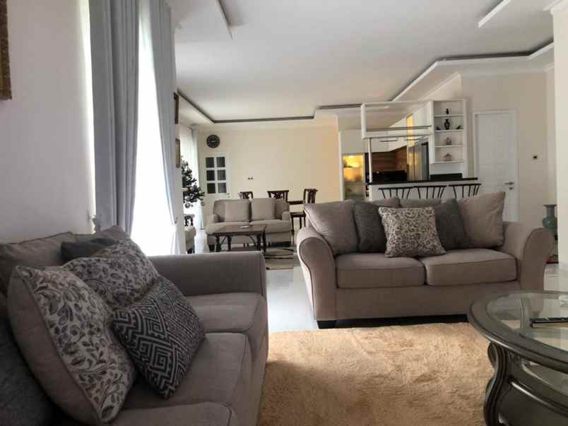 dijual rumah jl lebak bulus raya