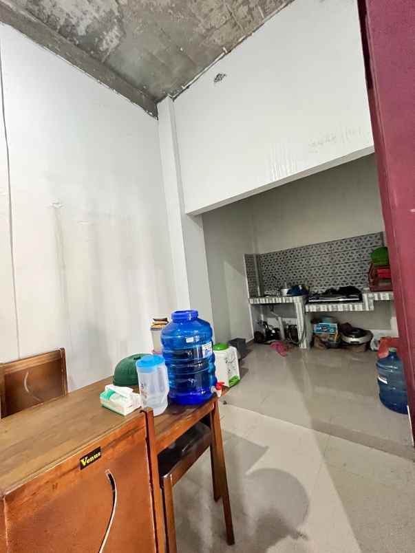 dijual rumah jl muhajirin