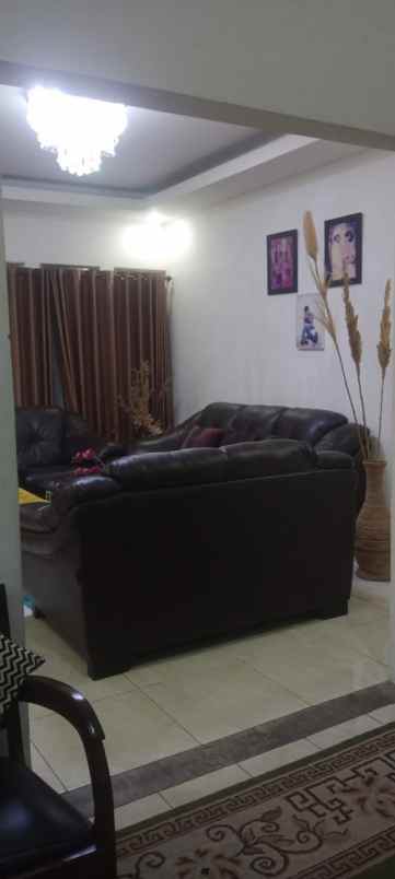 dijual rumah jl otista astana anyar bandung