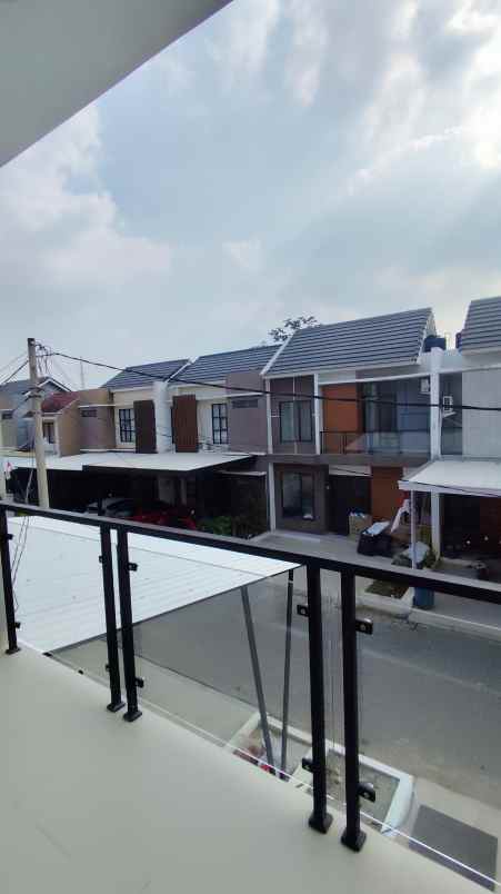 dijual rumah jl pandawa lima raya