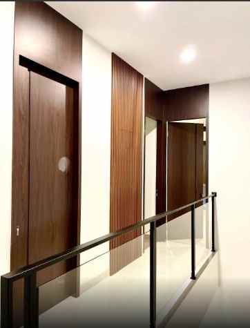 dijual rumah jl penggilingan baru i