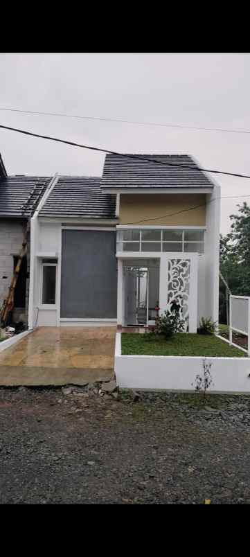 dijual rumah jl pondok hijau belakang