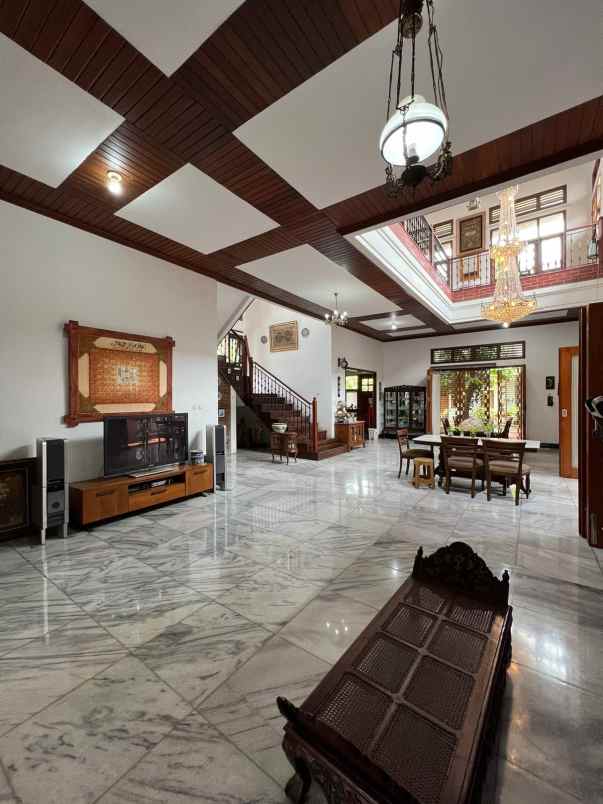 dijual rumah jl puter 9 jurang mangu