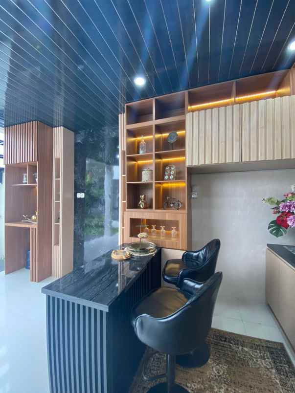 dijual rumah jl rambutan iii