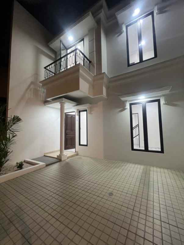 dijual rumah jl ratna raya jatibening