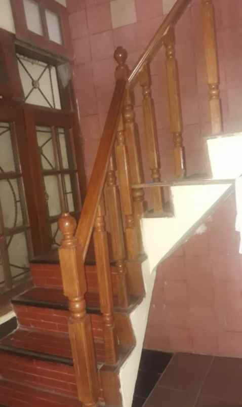 dijual rumah jl raya cipedak