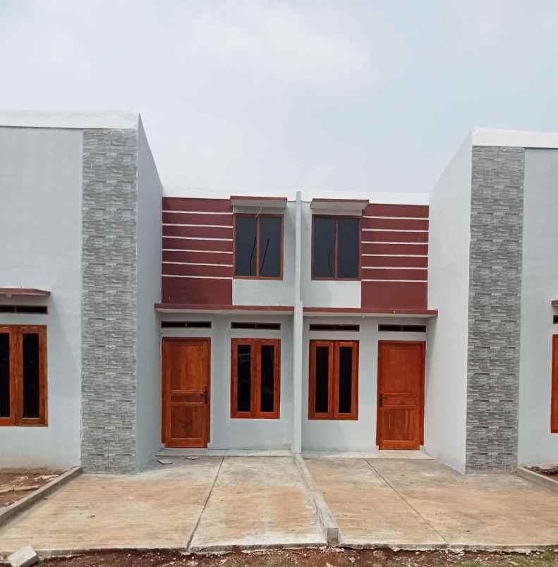 dijual rumah jl raya daru