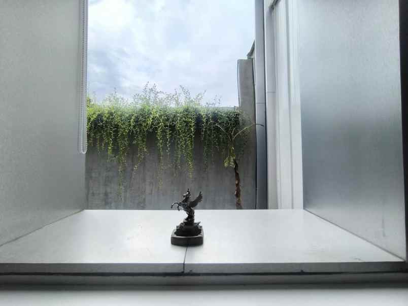 dijual rumah jl raya hankam jatiranggon