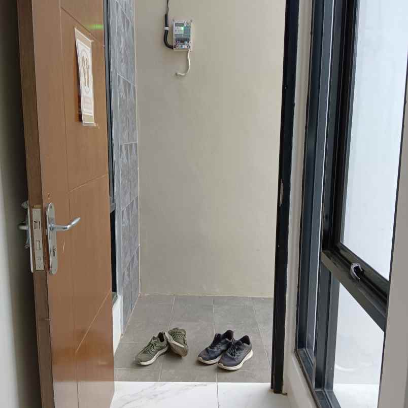 dijual rumah jl raya tenjo