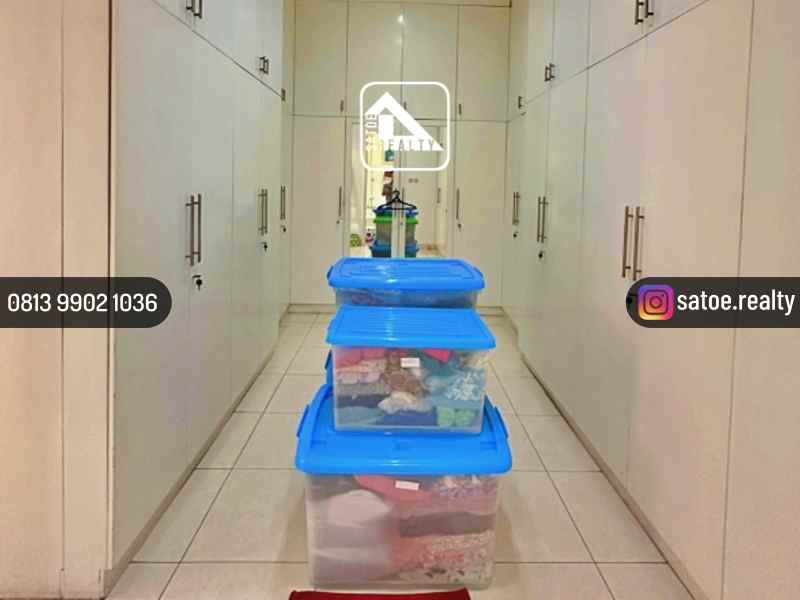 dijual rumah jl sekolah duta pondok