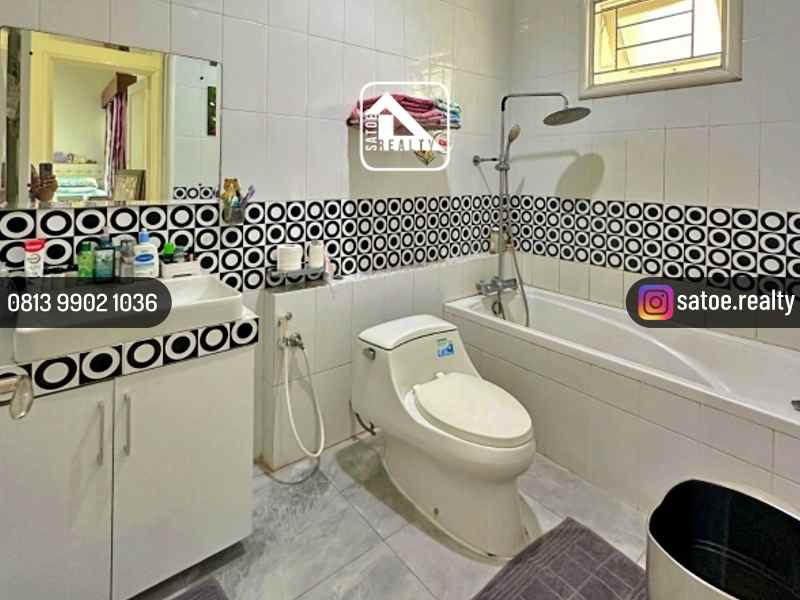 dijual rumah jl sekolah duta pondok