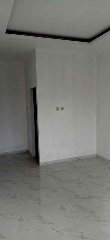 dijual rumah jl sumur bandung 1