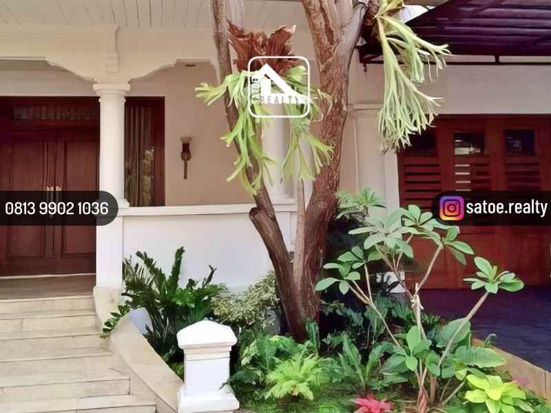 dijual rumah jl surabaya menteng