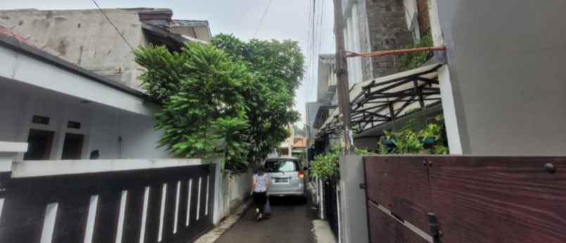 dijual rumah jl tebet timur iii