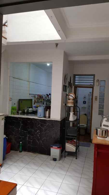 dijual rumah jl tebet timur iii