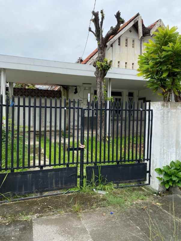 dijual rumah jl tumapel