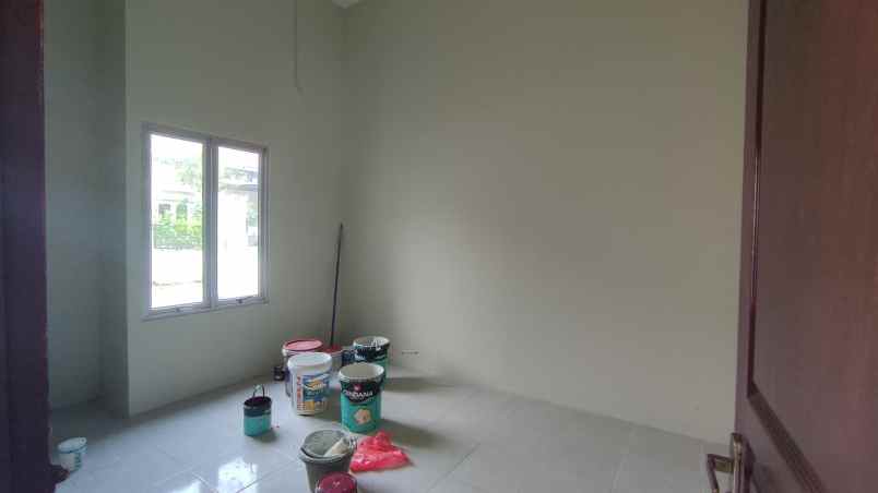 dijual rumah jl ujung pandang 2 komp