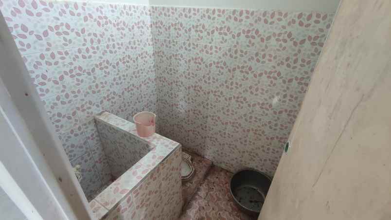 dijual rumah jl ujung pandang 2 komp