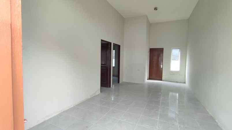 dijual rumah jl ujung pandang 2 komp