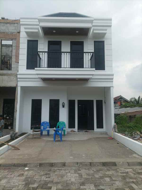 dijual rumah jl wadas jati cempaka