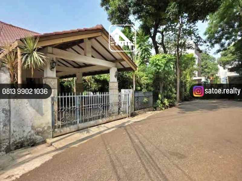dijual rumah jl widya chandra senayan