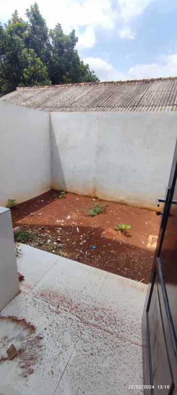 dijual rumah jln raya kalimulya