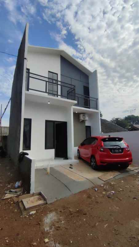 dijual rumah jln raya kalimulya
