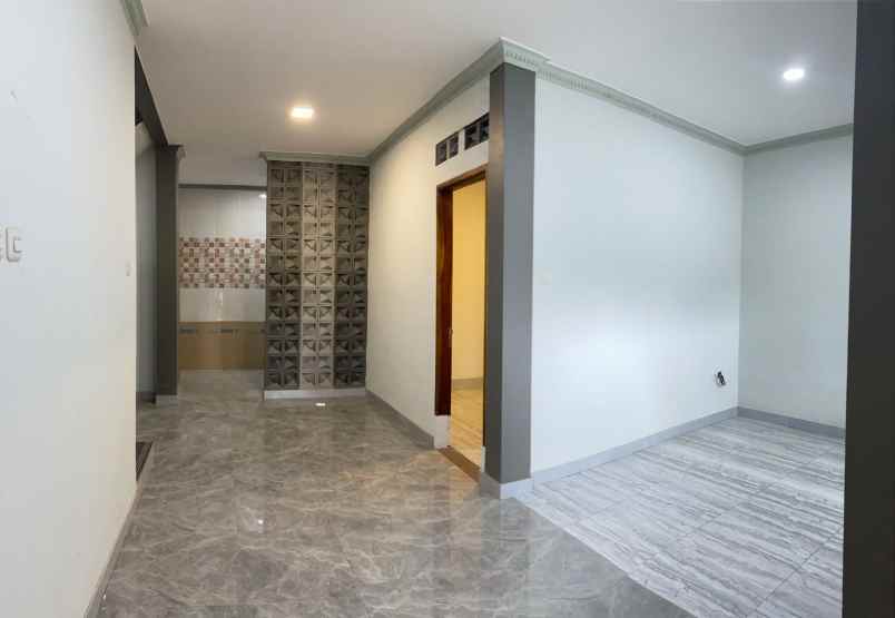 dijual rumah jupiter barat margahayu