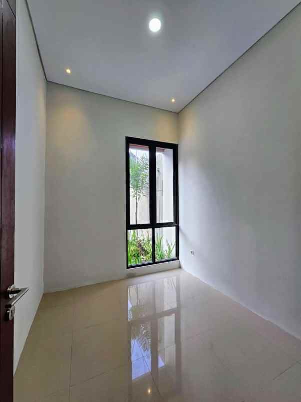 dijual rumah kaliurang km 12 5